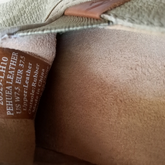 Olukai - Picture 7 of 10